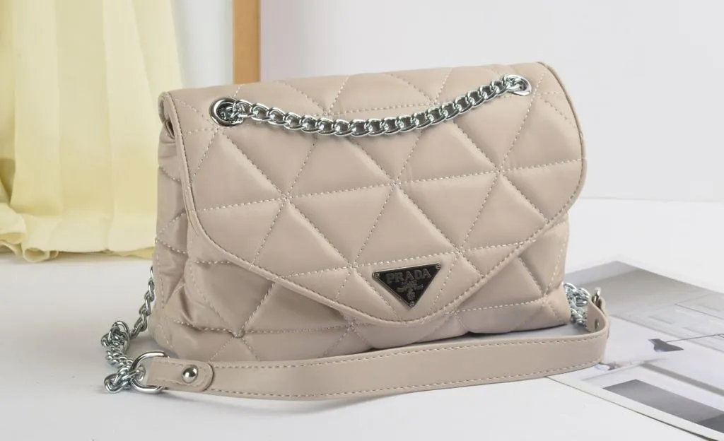 Women Premium Bag (Capitone)